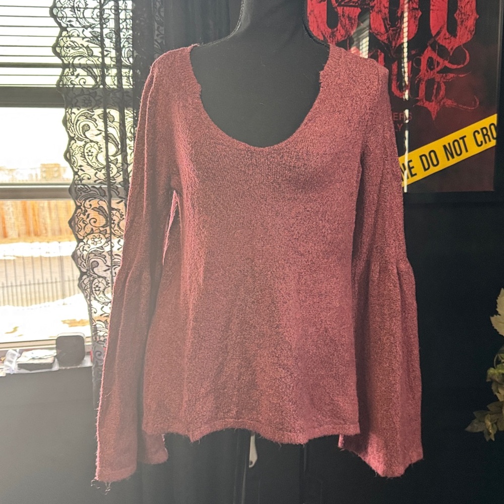 American Eagle Outfitters Women's Burgundy V-Neck Sweater
